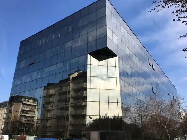 Bureaux 1831 m²
