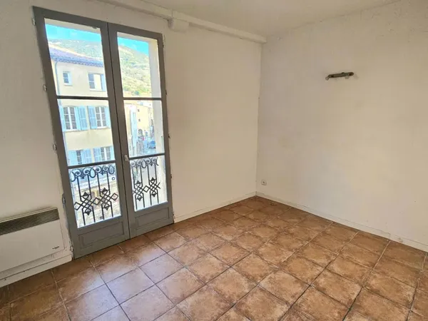 Maison de rapport composée de 4 appartements