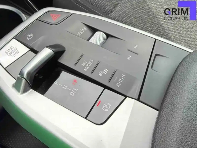 Bmw X1 sdrive 18i 136ch dkg7 — photo 10