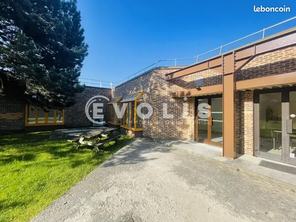 Local d'activité 1 155 m²