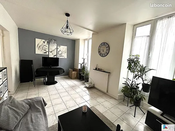 Appartement 7 pièces 130 m²