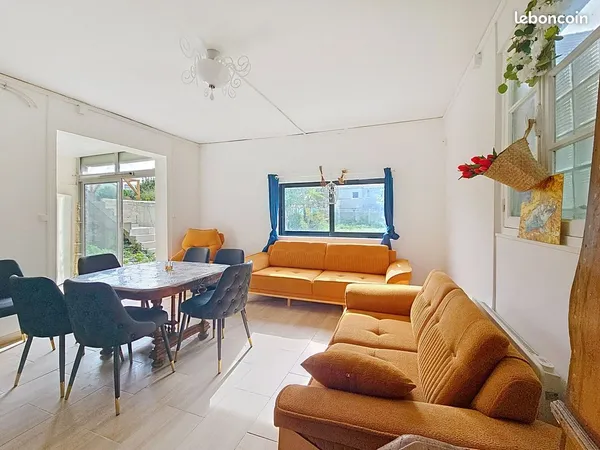 Maison à Vendre DIEPPE A 2 pas de la page de Dieppe et Ecole maternelle