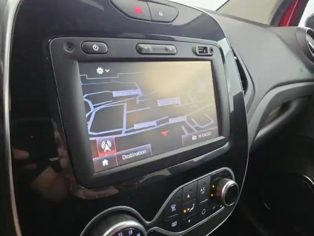 Renault Captur tce 120 energy edc — photo 39