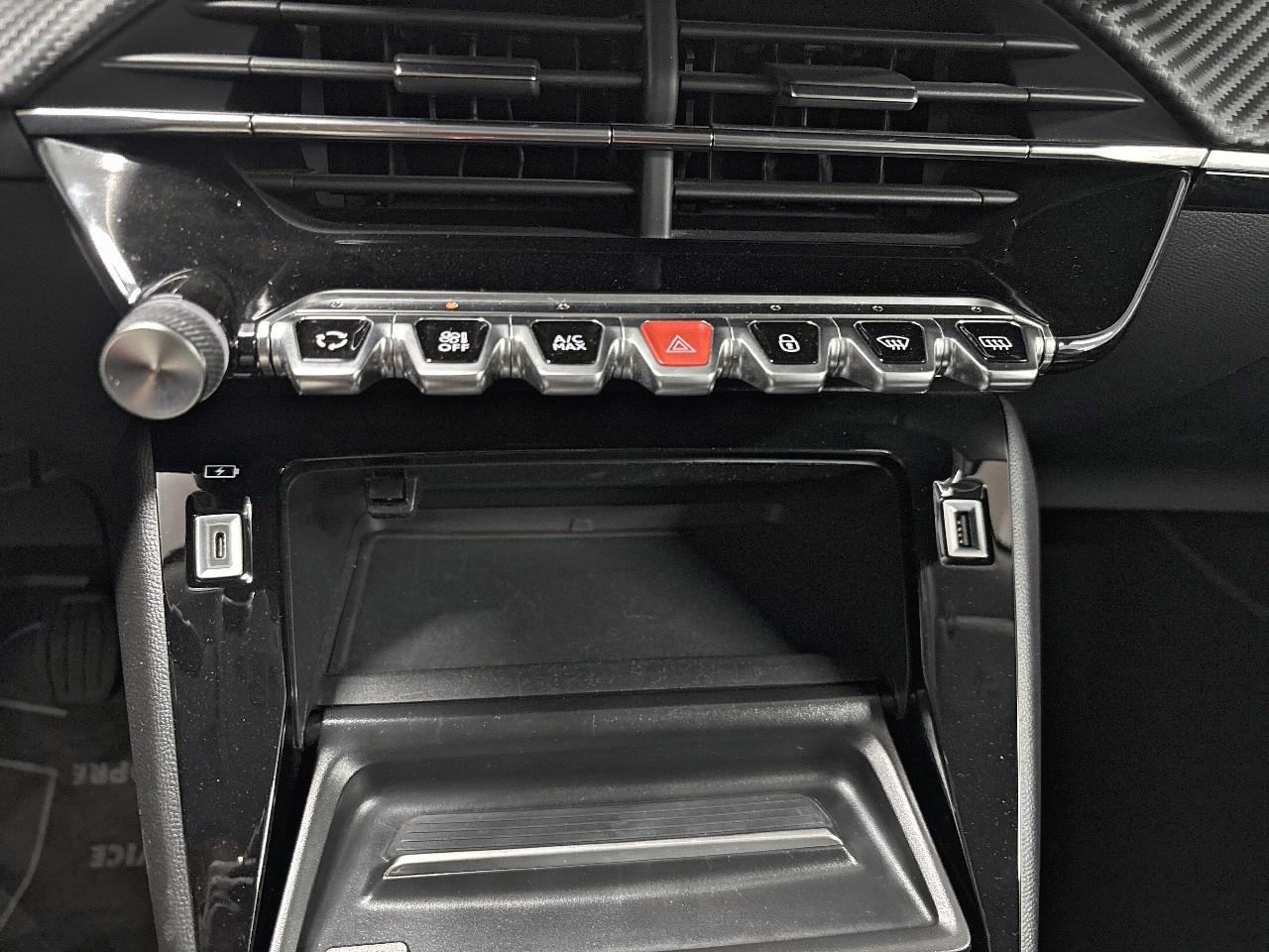 Peugeot 2008 puretech 100 s&s bvm6 allure — photo 24