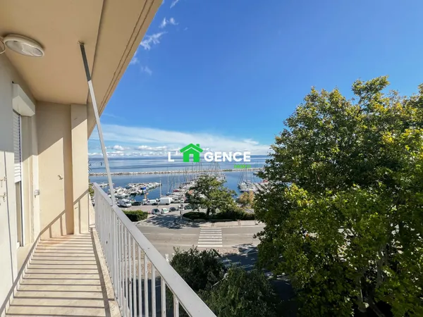 Appartement extra centre JONQUIERES