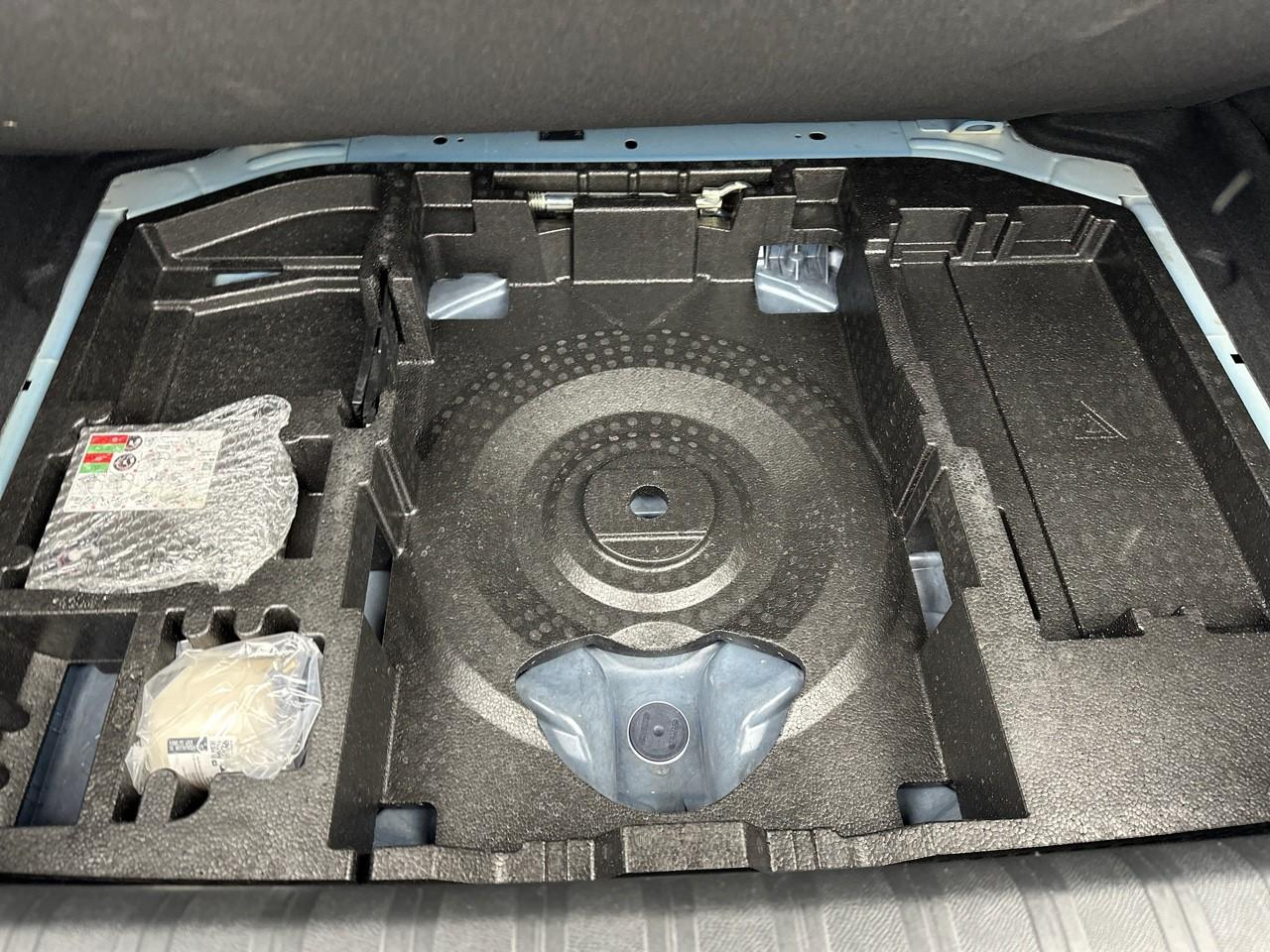 Peugeot 308 puretech 130ch s&s eat8 allure pack — photo 33