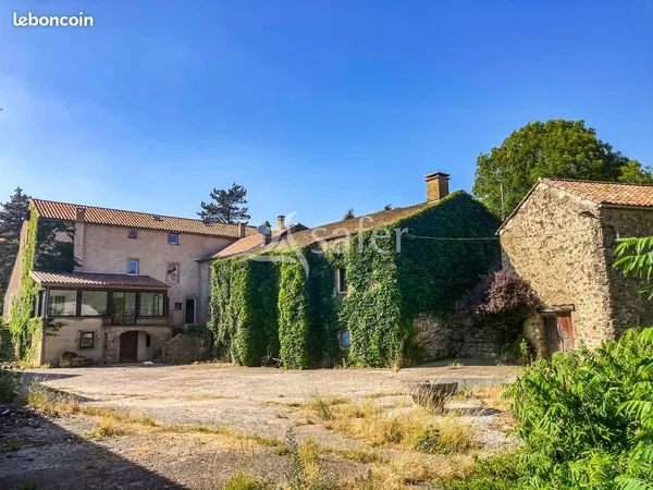 Propriété 20 pièces 568 m²