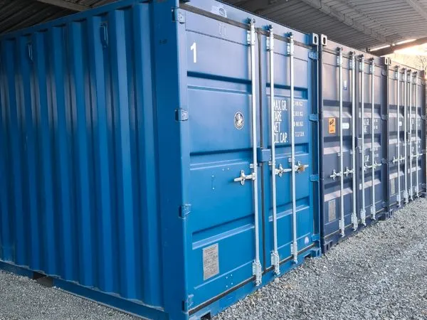 Location Box de Stockage, Garde Meubles, sécurisé, container, garage, self stockage