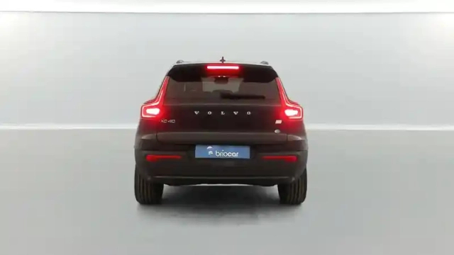 Volvo Xc40 recharge 231ch plus edt + pack hiver avec pompe à chaleur — photo 2