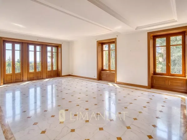 CANNES - Duplex d'exception avec vue mer au dernier étage