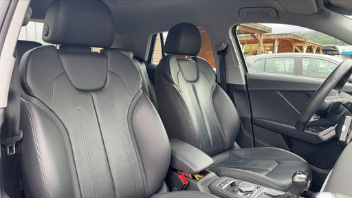 Audi Q2 35 TFSI 150 S tronic 7 - Design Luxe – 2020 – 63657 km – Essence – Boîte Automatique — photo 12