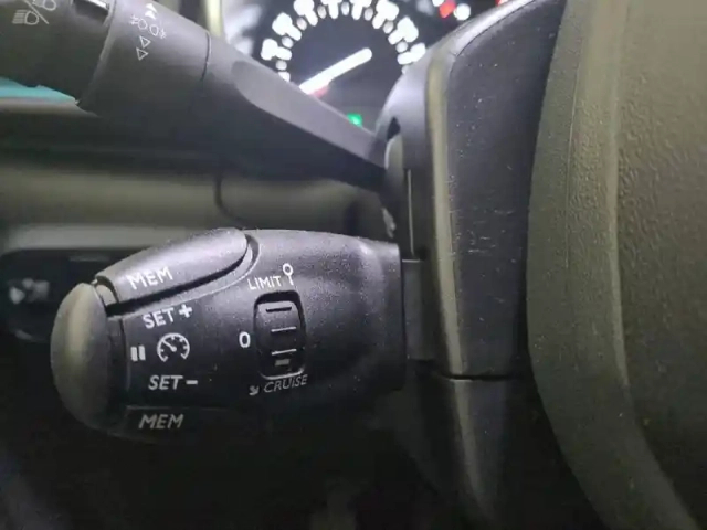 Citroën C3 puretech 83 s&amp;s bvm5 — photo 25