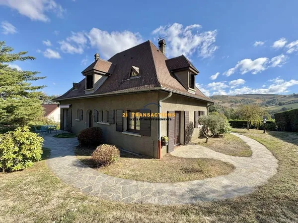 Maison 6 pièces 165 m²