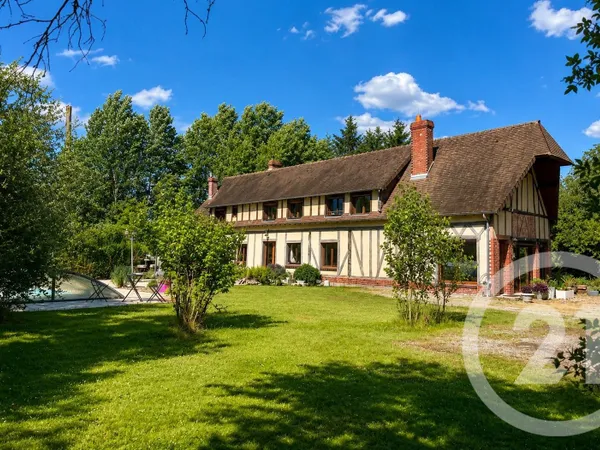 Maison 8 pièces 202 m²