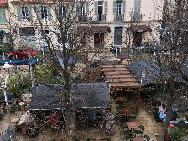 Appartement refait à neuf Mourillon