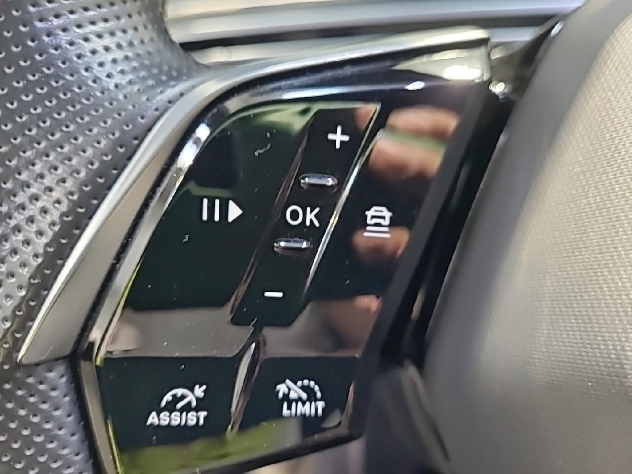 Peugeot 3008 hybrid 136 e-dcs6 gt — photo 20