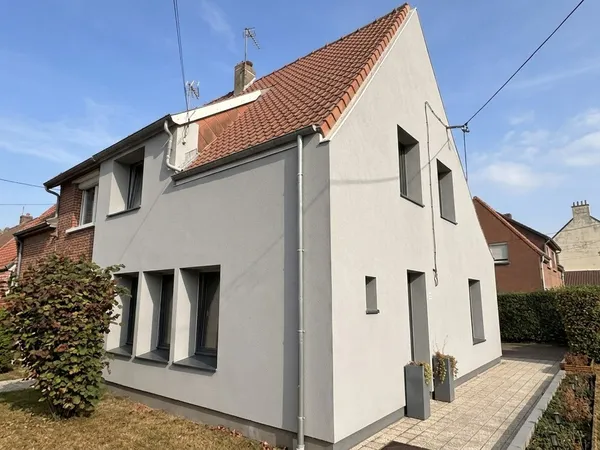 Maison - 5 pièce(s) - 3 chambres - 81 m² - LONGUENESSE