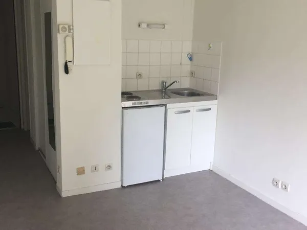 Studio 1 pièce 17 m²