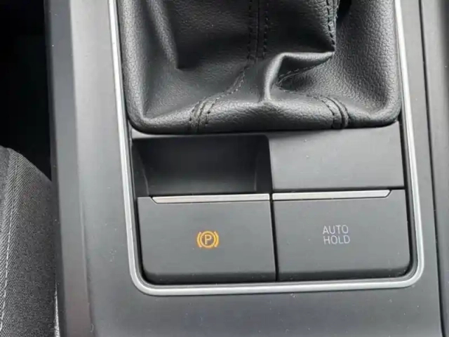 Volkswagen Golf 1.0 tsi opf 110 bvm6 — photo 11