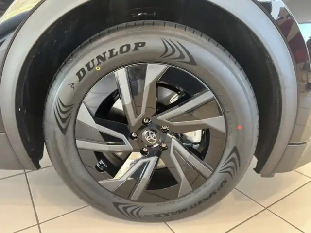 Toyota C-Hr design grande autonomie 77 kwh 224ch grand — photo 9