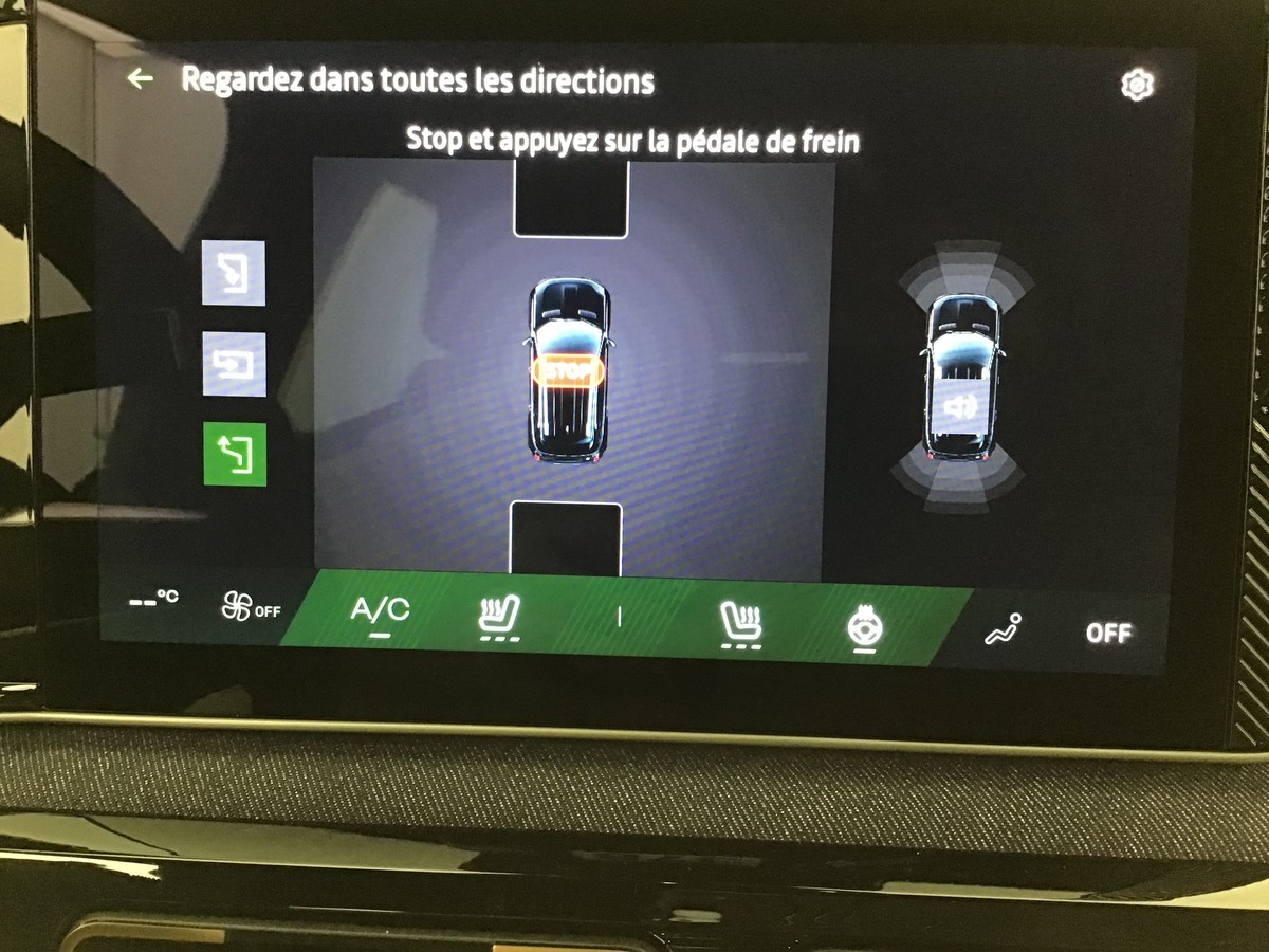 Renault R4 — photo 20