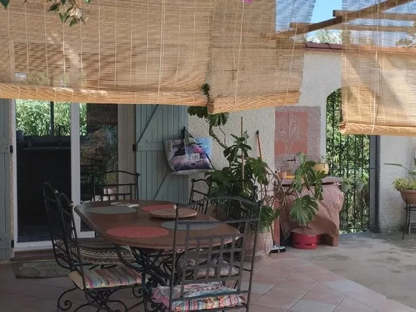 Villa 103 m2 1020 m2 terrain 4 chambres