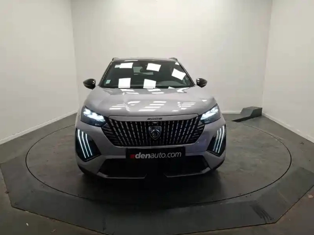 Peugeot 2008 hybrid 136 e-dcs6 — photo 51