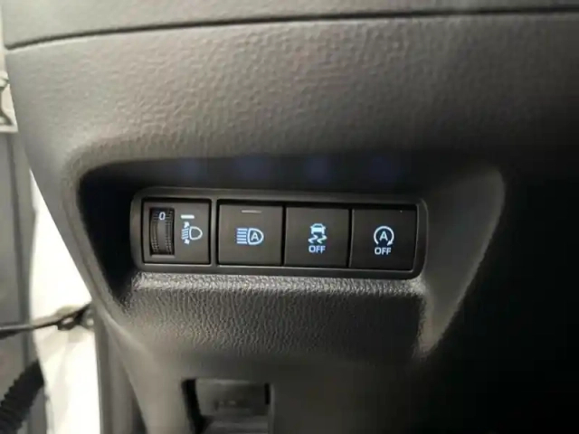Toyota Aygo x 1.0 vvt-i 72ch dynamic my24 — photo 11