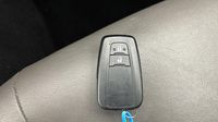 Toyota C-Hr 122h Distinctive 2WD E-CVT MY22 — photo 16