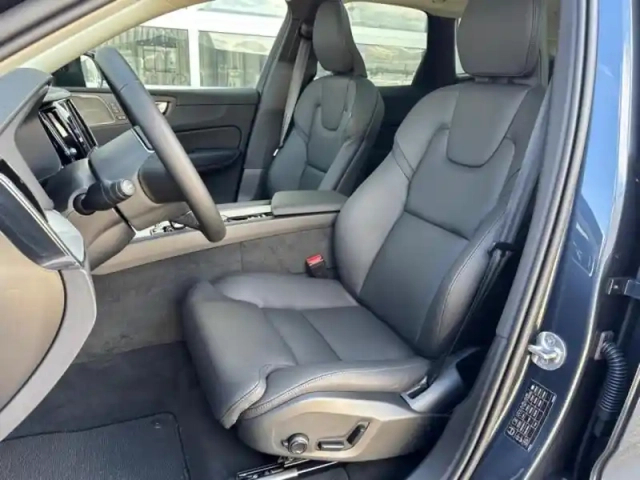 Volvo Xc60 t6 hybride rechargeable 253 + 145ch ultra style dark geartronic 8 awd — photo 5