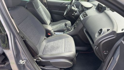 Opel Meriva 1.4 Twinport 120 - Cosmo – 2016 – 110148 km – Essence – Boîte Manuelle — photo 16