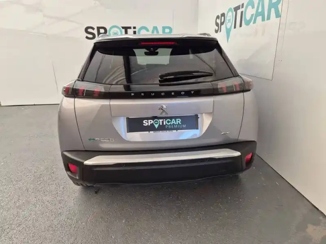 Peugeot 2008 electrique 136 ch — photo 20