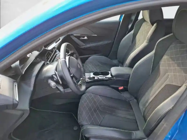 Peugeot 208 puretech 100 s&amp;s eat8 — photo 11