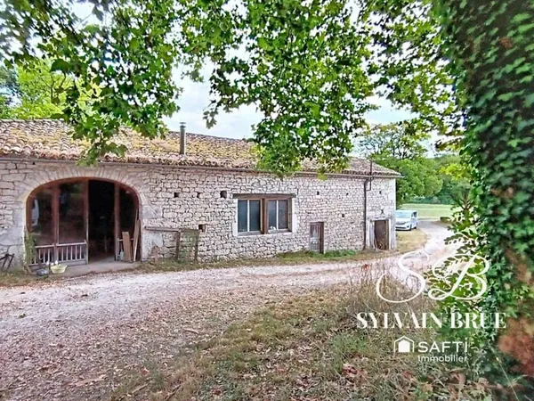 Ferme 9 pièces 300 m²