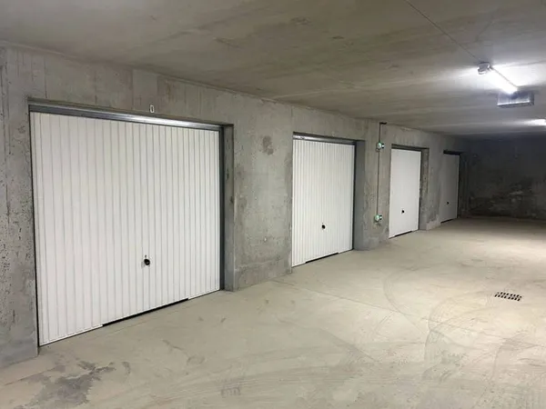 Parking 14 m²