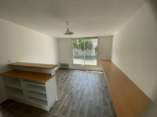 Studio 20m2 rez-de-jardin - Saint-Sébastien-sur-Loire / Nantes Sud - route de Clisson / Joliverie