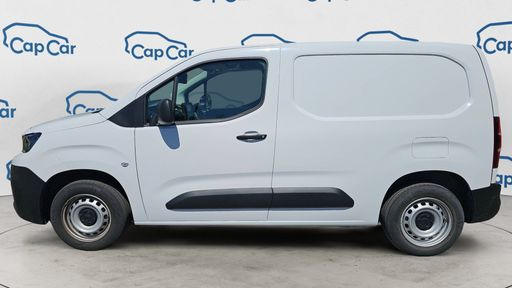 Peugeot Partner 1.2 PureTech 110 - Pack Asphalt – 2023 – 16224 km – Essence – Boîte Manuelle — photo 7