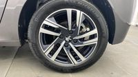 Peugeot 208 1.2 PureTech 100ch S&S Allure — photo 11