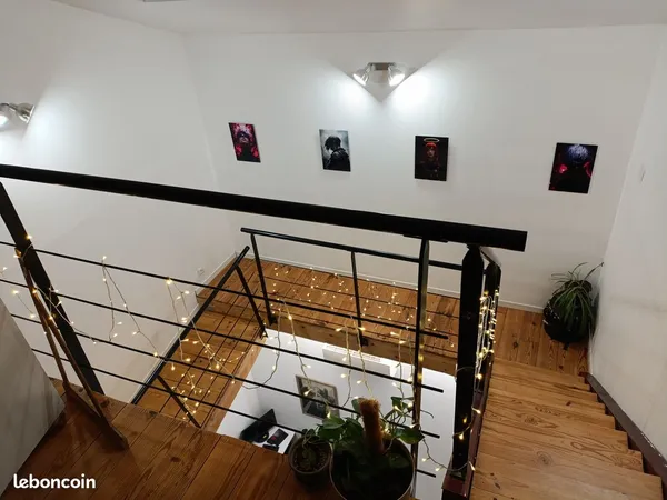 Loft atypique (vente nue)