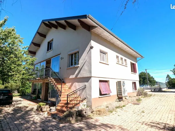 Maison 13 pièces 280 m²