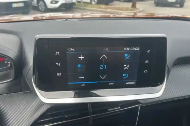 Peugeot 2008 puretech 100 s&amp;s bvm6 — photo 21