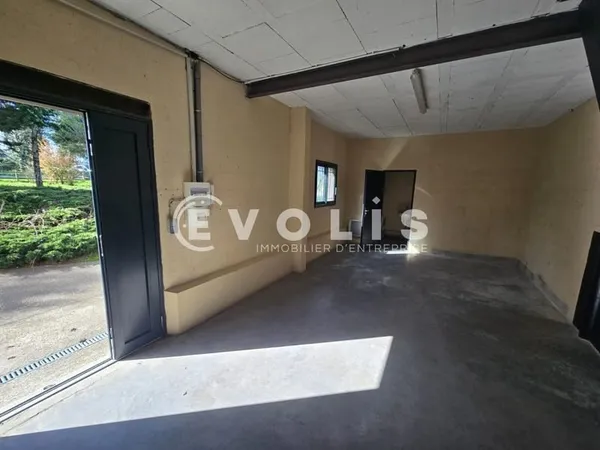Locaux d'activité - A LOUER - 70 m² non divisibles