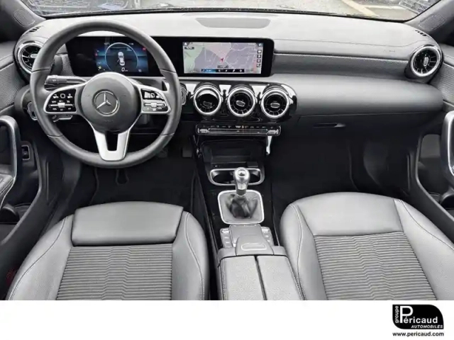 Mercedes Cla coupé 180 — photo 21