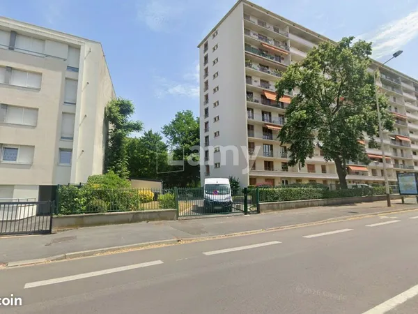 Parking 8 m² Reims
