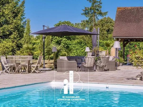 Maison 11 pièces 535 m²