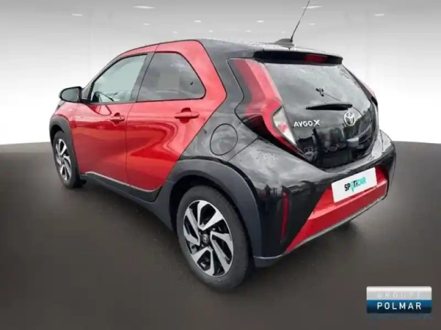 Toyota Aygo X 1.0 vvt-i 72ch air design — photo 7