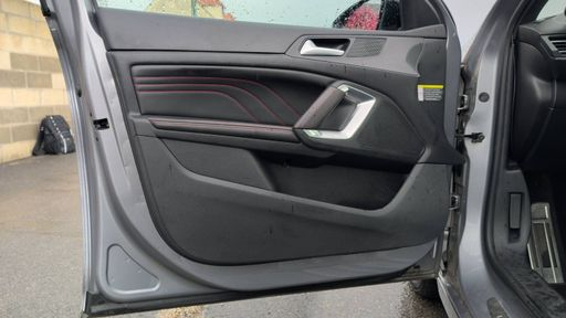 Peugeot 308 SW 1.6 BlueHDi 120 EAT6 - GT Line – 2017 – 136964 km – Diesel – Boîte Automatique — photo 38