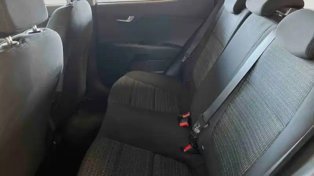 Kia Stonic 1.0 t-gdi 100 ch bvm6 — photo 40
