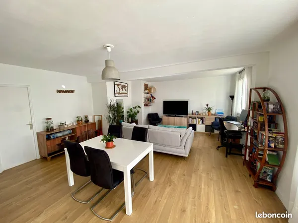 🌿 Chambre en colocation - appartement lumineux - disponible dès le 1er octobre