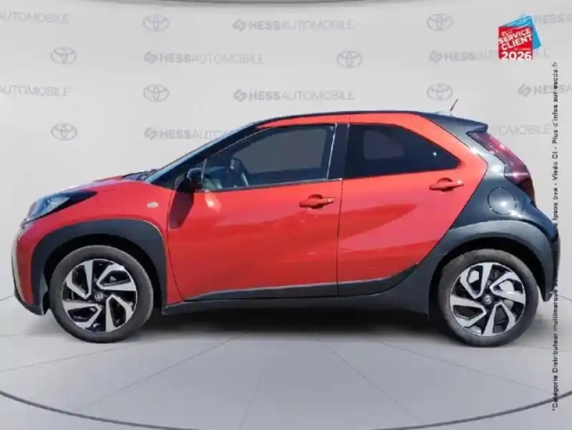 Toyota Aygo X 1.0 vvt-i 72ch design s-cvt my23 — photo 9